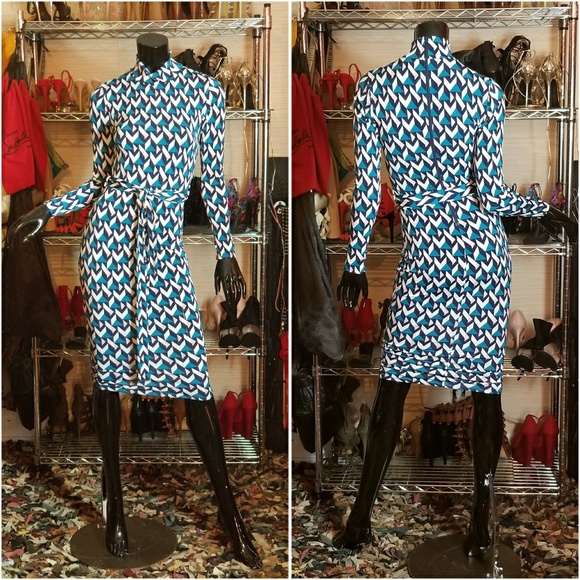 Samathie Midi Dress - Picture 2 of 8